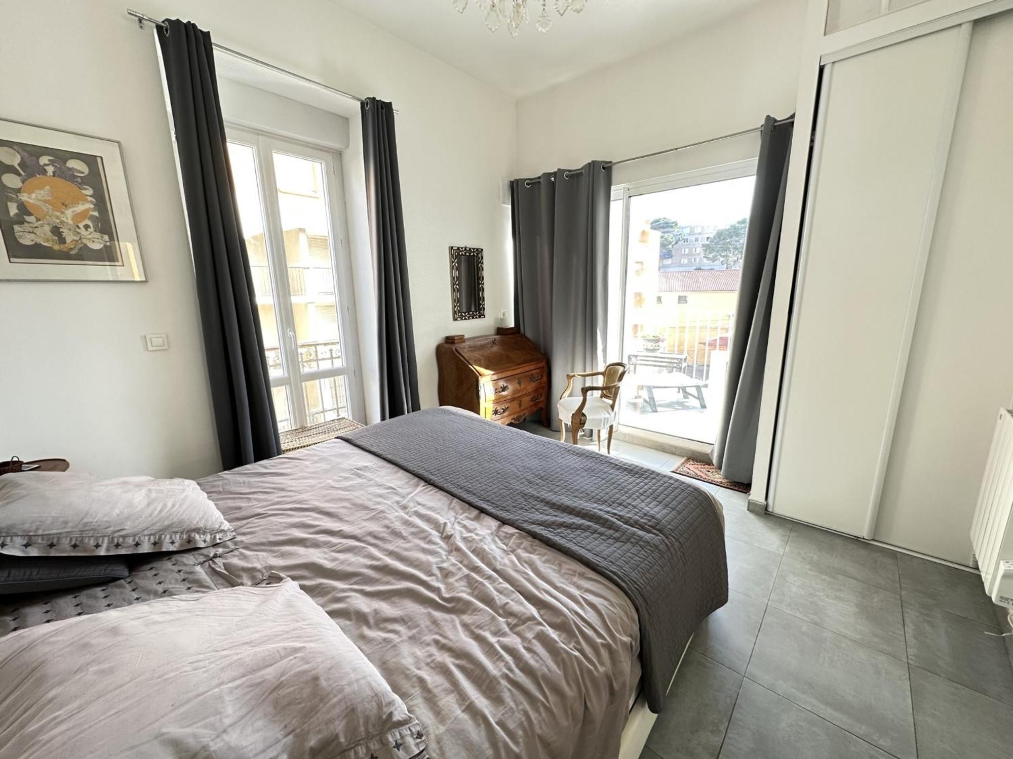 Grand T3 Bis Chaleureux Avec Terrasse, Ascenseur Et Parking Gratuit, A Deux Pas De La Place Castellane - Fr-1-309-151 Port Vendres Εξωτερικό φωτογραφία